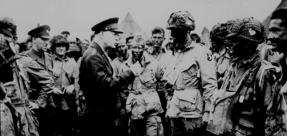 Eisinhower motivating the troops hours before D-Day 1944